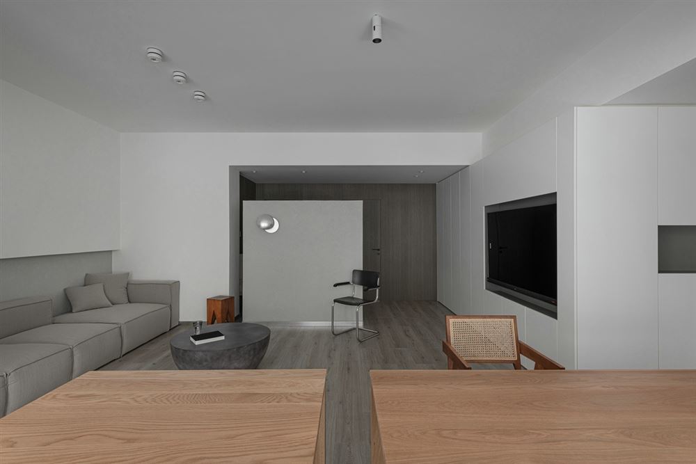 南昌室内装修创泰逸然居98平方米三居-现代极简风格室内设计家装案例